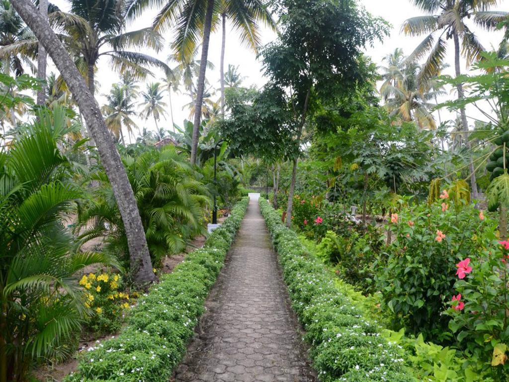 Abad Turtle Beach Mararikulam Exterior photo